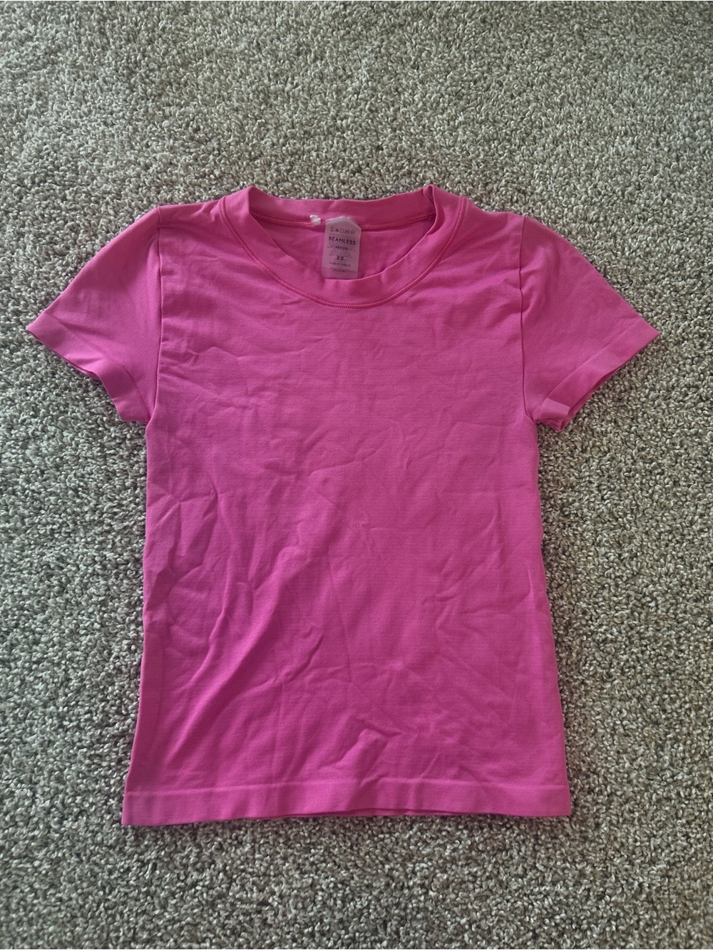 Aritzia Seamless Hot Pink Short Sleeve Tee